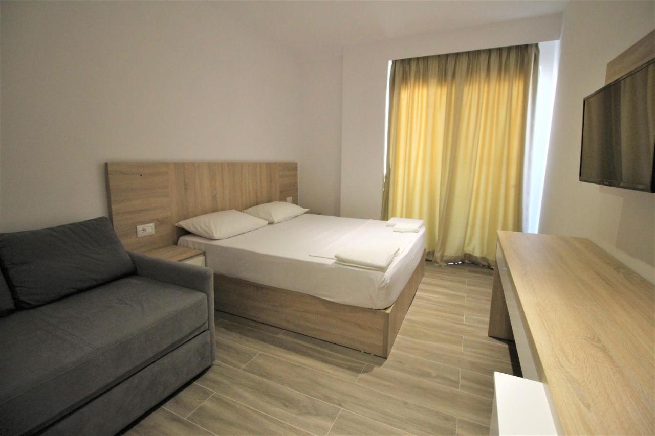 Hotel Ksamili Exteriör bild