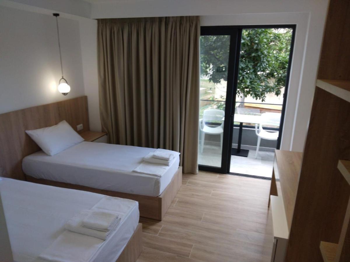 Hotel Ksamili Exteriör bild