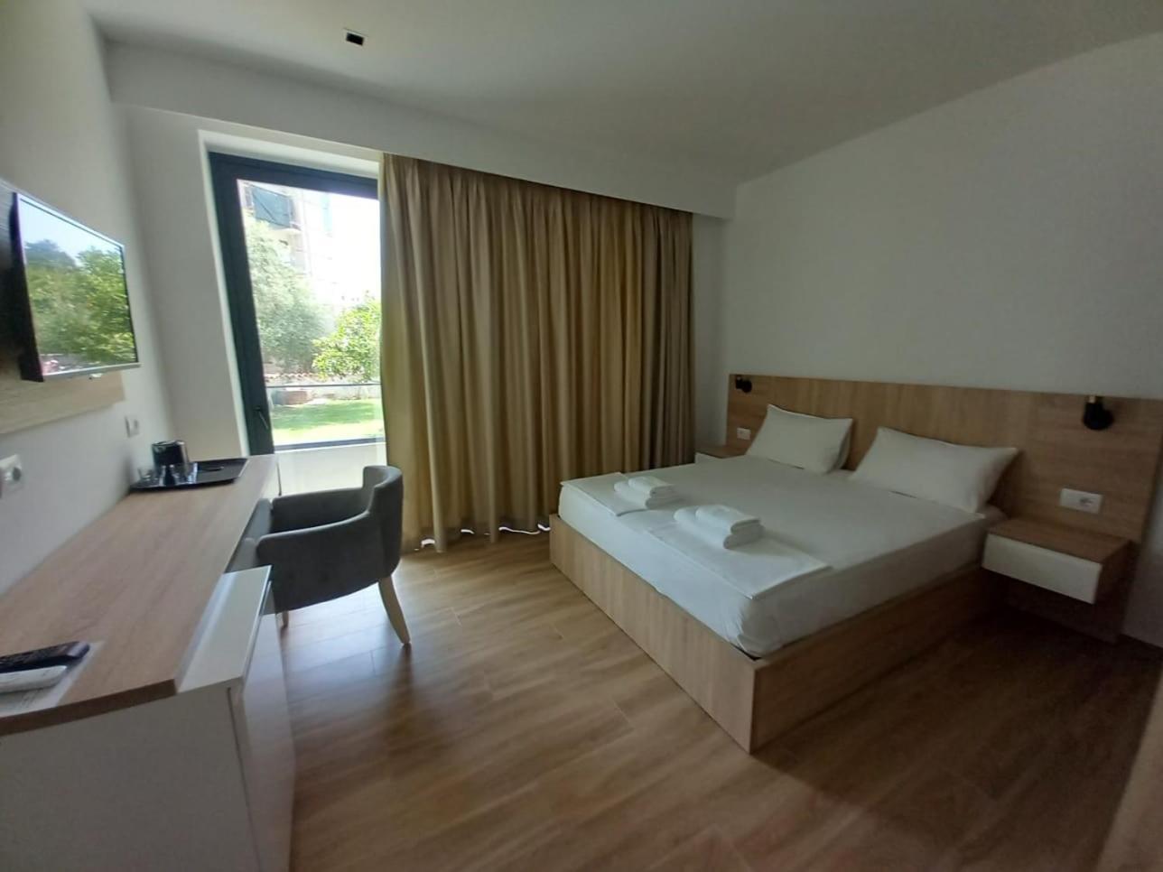 Hotel Ksamili Exteriör bild